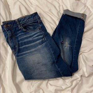 American Eagle Distressed Hi-rise Jegging